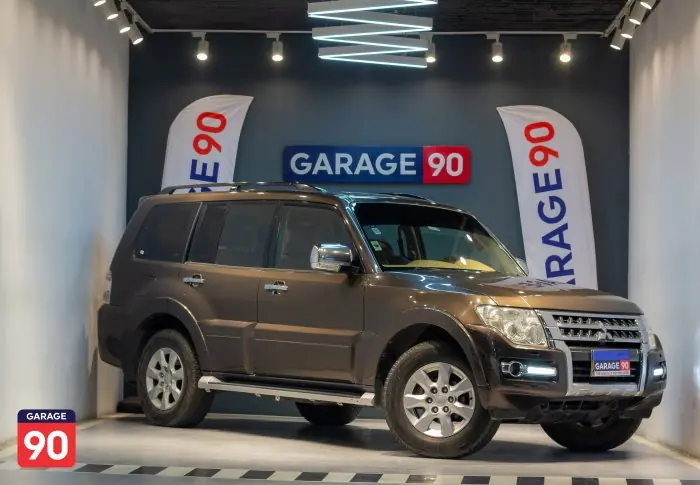 Mitsubishi Pajero 2017 - صورة 3