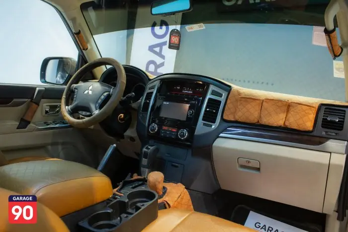 Mitsubishi Pajero 2017 - صورة 11