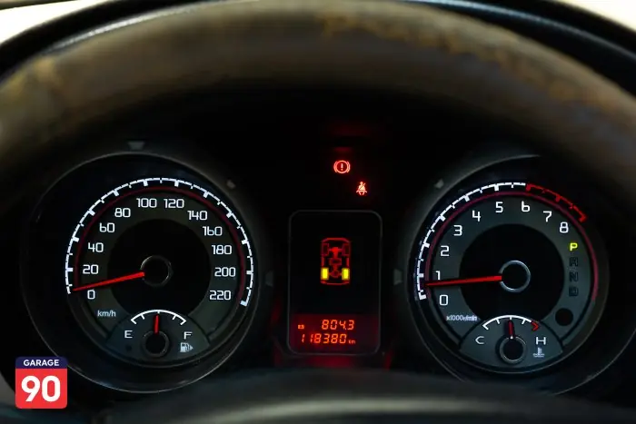 Mitsubishi Pajero 2017 - صورة 12