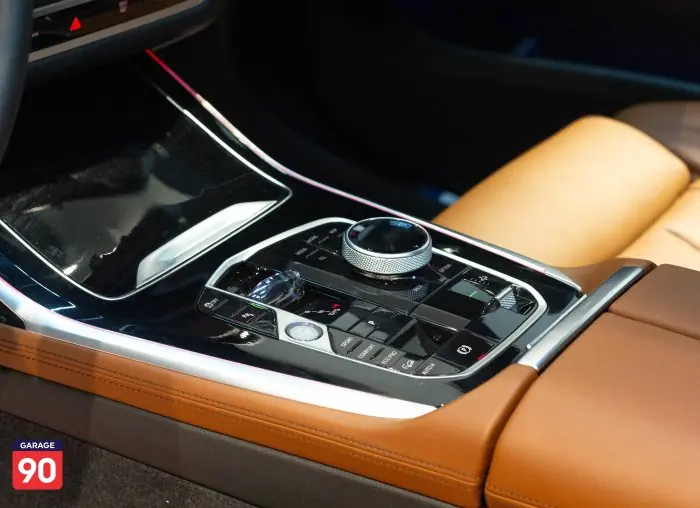 bmw X7 2025 - صورة 16