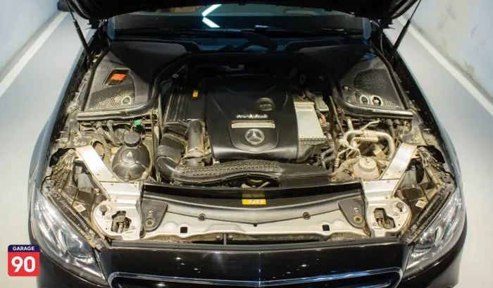 Mercedes-Benz E300e 2019 - صورة 7
