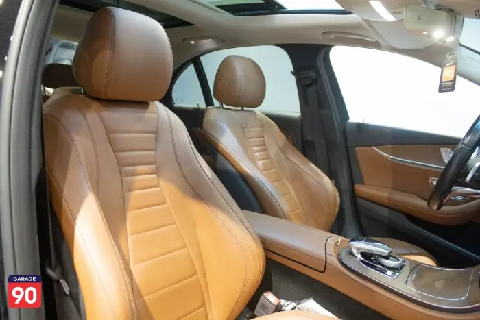 Mercedes-Benz E300e 2019 - صورة 19
