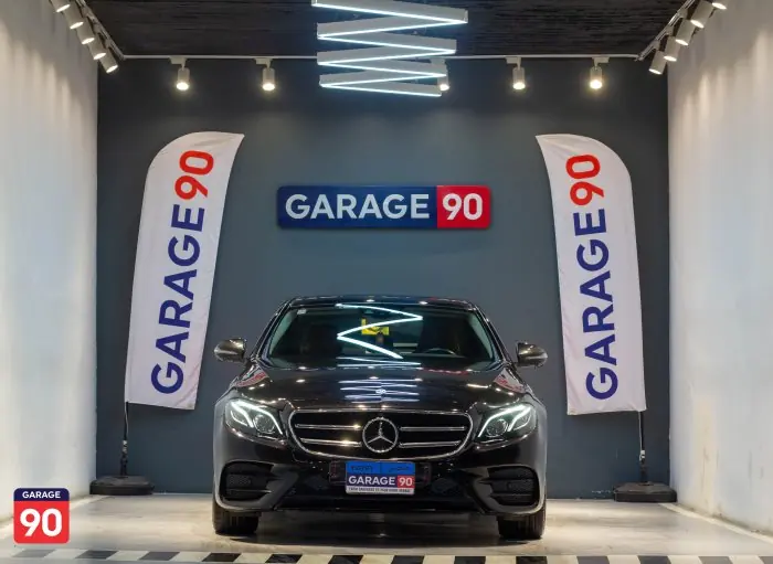 Mercedes-Benz E300e 2019