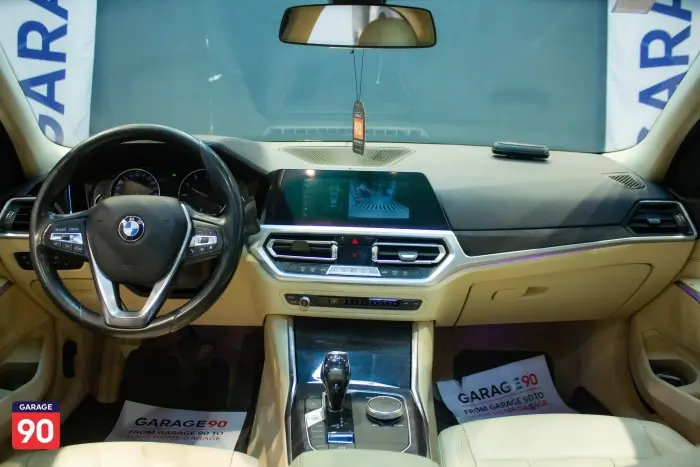 bmw 320i 2020 - صورة 12