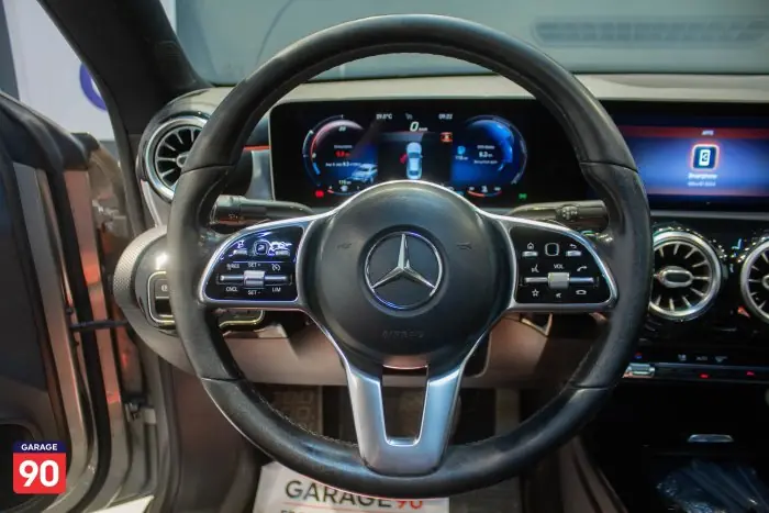 Mercedes-Benz CLA200 2020 - صورة 15