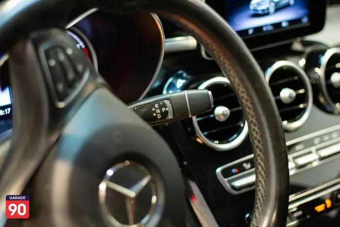 Mercedes C180 Aventguard Import 2018 - صورة 15