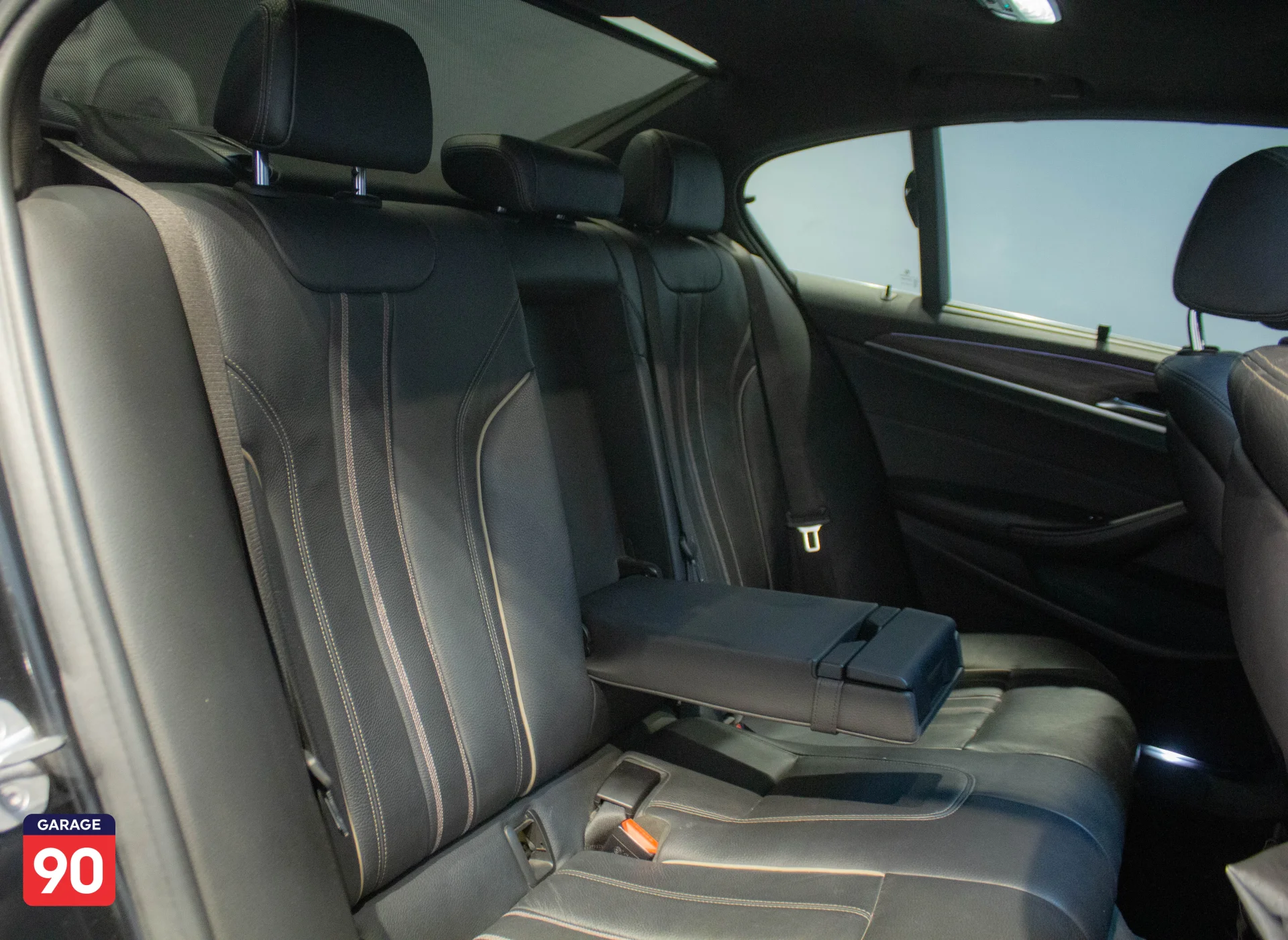 BMW 520 luxury Wakeel 2019 - صورة 20