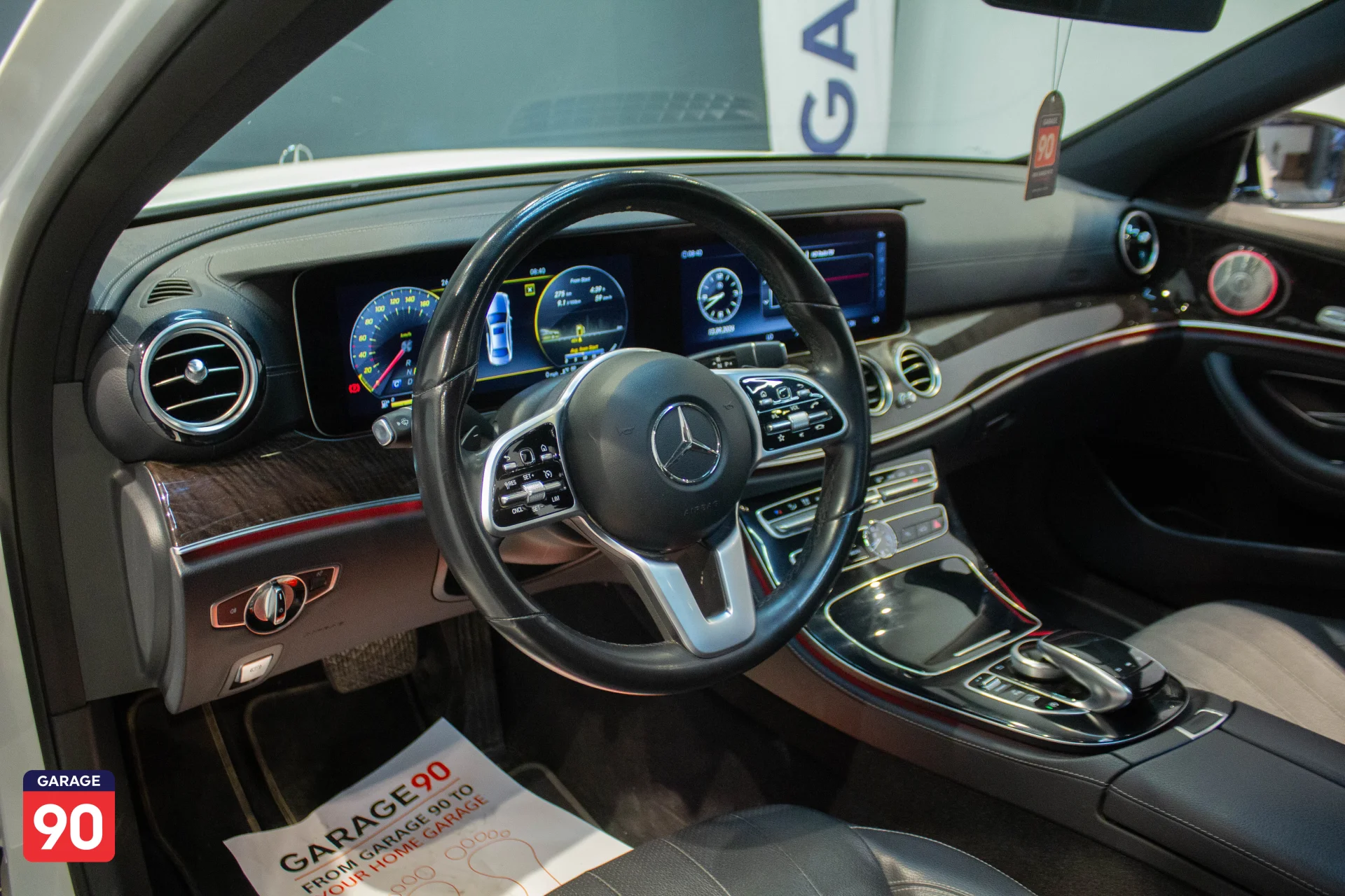 Mercedes E200 Exclusive Wakeel 2020 - صورة 13