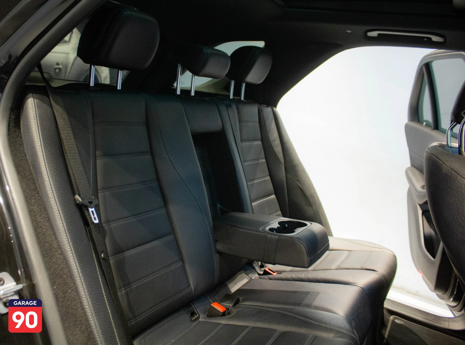Mercedes GLE450 Wakeel 2022 - صورة 19