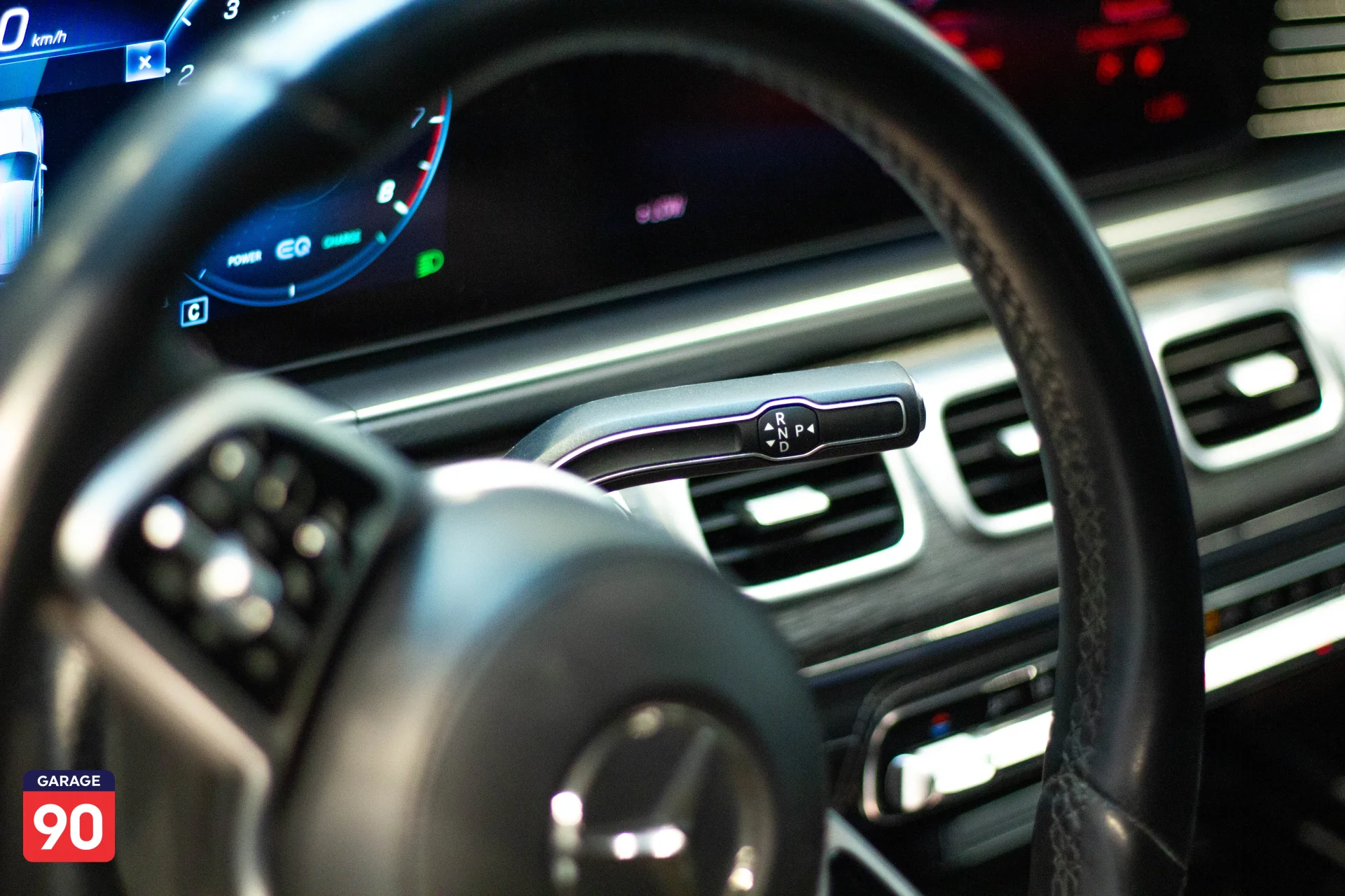 Mercedes GLE450 Wakeel 2022 - صورة 15