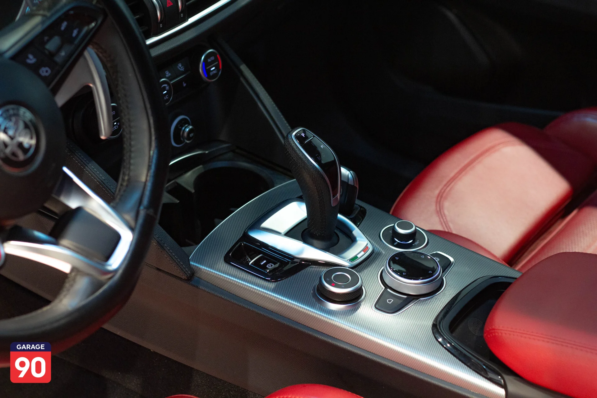 Alfa Romeo Stelvio Veloce Wakeel 2024 - صورة 15