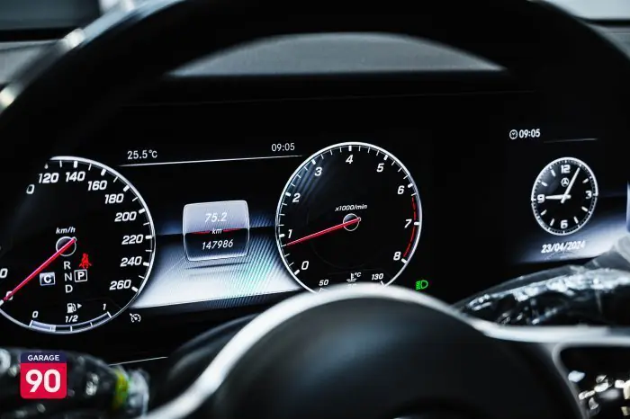 Mercedes-Benz E200 2019 - صورة 9