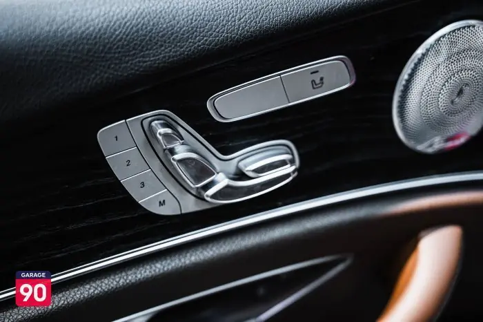 Mercedes-Benz E200 2019 - صورة 14