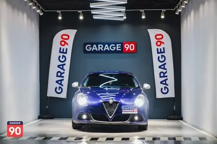 Alfa Romeo Giulia 2021 - صورة 2