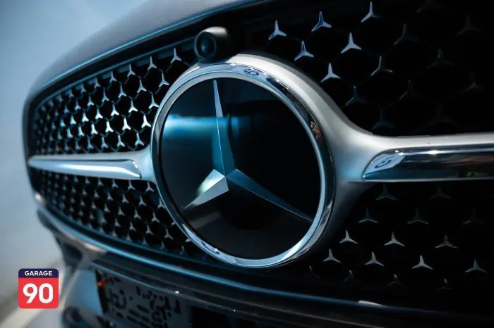 Mercedes-Benz C200 2022 - صورة 8