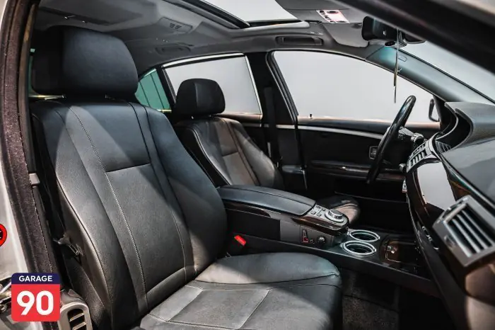 bmw 740 2009 - صورة 17