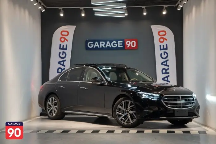Mercedes-Benz E300 2024 - صورة 3