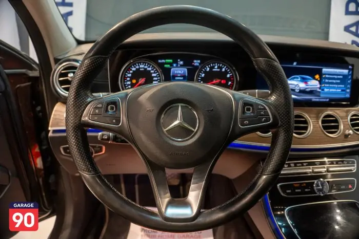Mercedes-Benz E350e 2018 - صورة 9