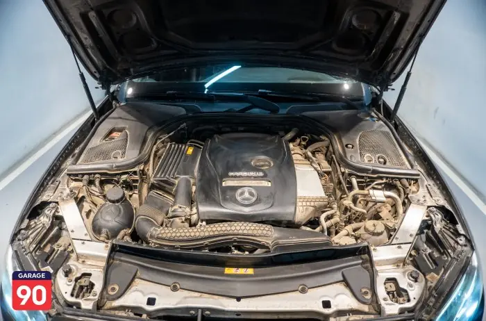 Mercedes-Benz E350e 2018 - صورة 16